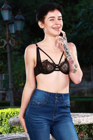 Original 2000 px/ 3000 px