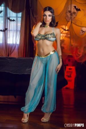 #CherryPomps Darcie Dolce I Dream Of Darcie