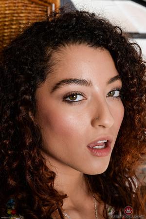 Original 2000 px/ 3000 px