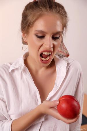 Original 2668 px/ 4000 px