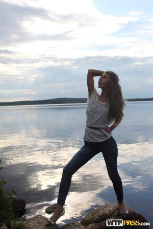 Original 1067 px/ 1600 px