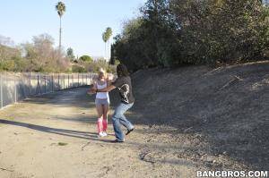 Original 2000 px/ 1328 px