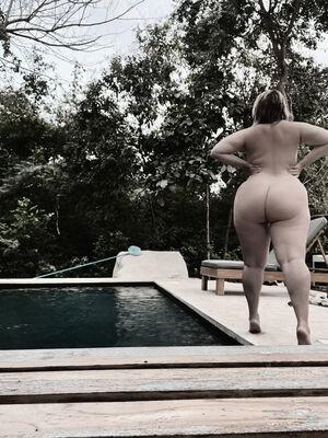 Original 1536 px/ 2048 px