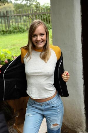 Original 2667 px/ 4000 px