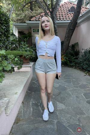 Original 2000 px/ 3000 px