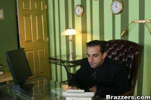 Original 900 px/ 600 px