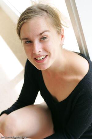 Original 854 px/ 1280 px