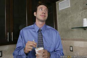 Original 900 px/ 600 px