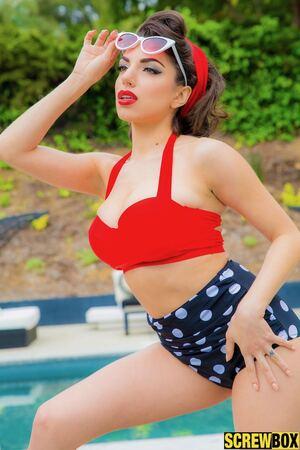 Original 854 px/ 1280 px