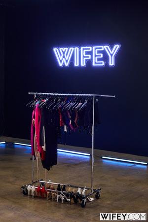 Original 2000 px/ 2998 px