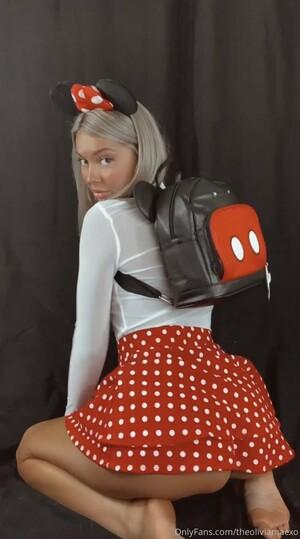 Original 1052 px/ 1890 px