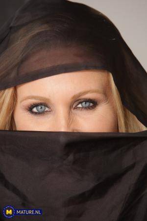 Original 1706 px/ 2560 px