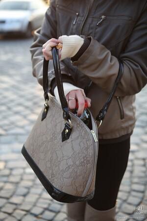 Original 853 px/ 1280 px