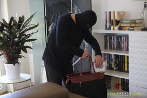 Original 3500 px/ 2333 px