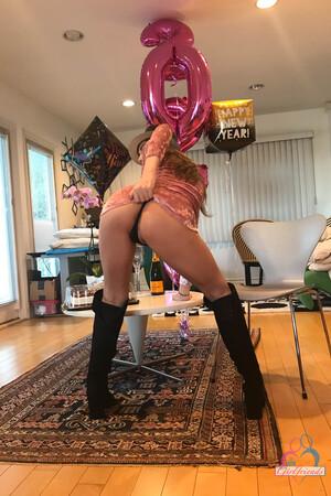 Original 2000 px/ 3000 px