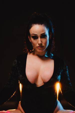 Original 1280 px/ 1919 px