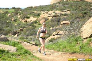 Original 2700 px/ 1800 px