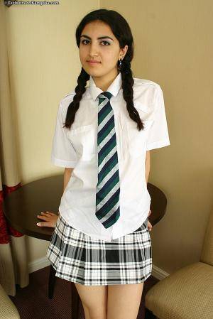 Original 683 px/ 1024 px