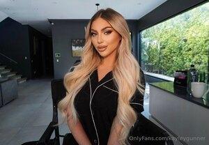 Original 777 px/ 540 px