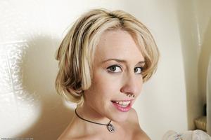 Original 1600 px/ 1064 px