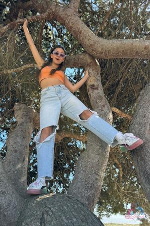 Original 2000 px/ 3000 px