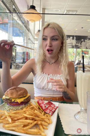 Original 2000 px/ 3000 px