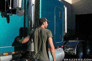 Original 900 px/ 600 px