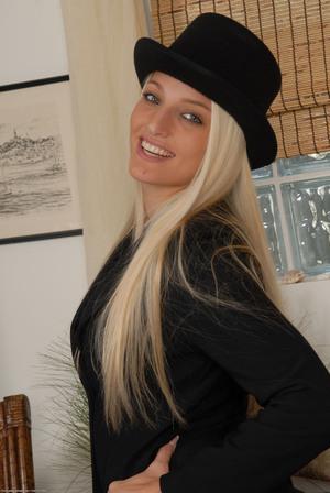 Original 2008 px/ 3000 px