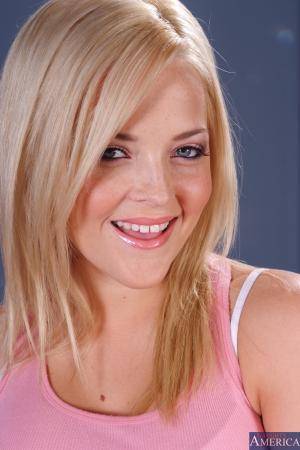 Original 887 px/ 1331 px