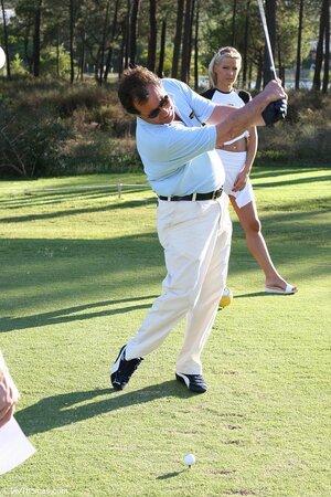 Original 853 px/ 1280 px