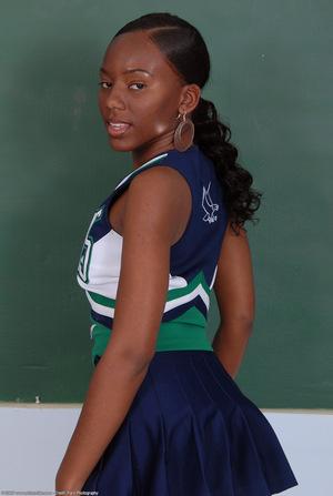 Original 1031 px/ 1536 px