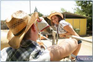 Original 850 px/ 571 px