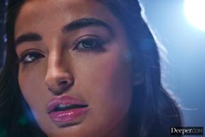 Original 2999 px/ 2000 px