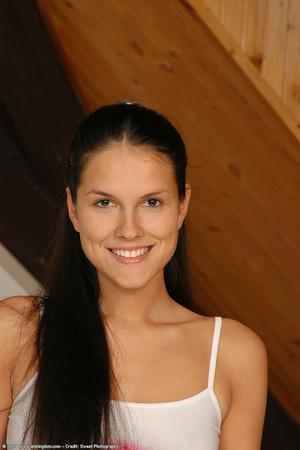 Original 682 px/ 1024 px