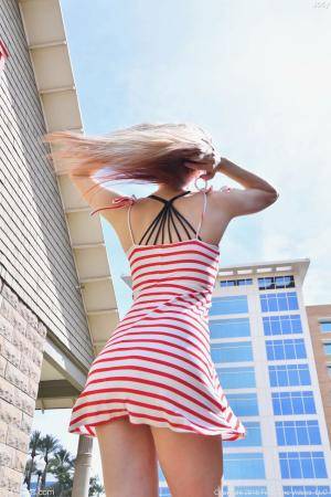 Original 852 px/ 1280 px