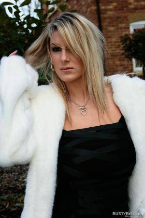 Original 854 px/ 1280 px