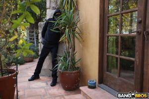 Original 2000 px/ 1333 px