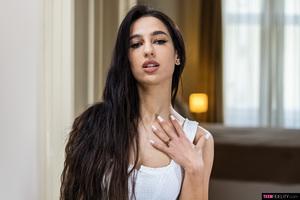 Original 2159 px/ 1440 px