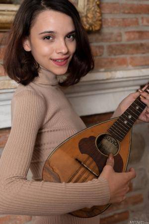 Original 3992 px/ 6000 px