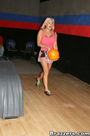 #Brazzers Savannah Gold - Baby Got Boobs - 34E british boobs Part 2