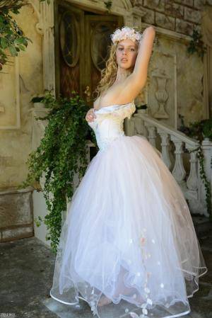 Original 855 px/ 1280 px