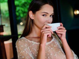 Original 4324 px/ 3243 px