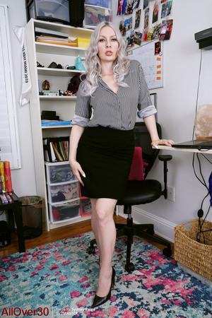 Original 3202 px/ 4800 px