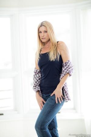 Original 1280 px/ 1920 px