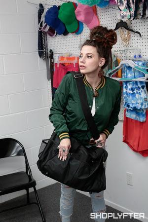 #ShopLyfter Indica Flower - Case No 11232976 - Black Friday Crazies