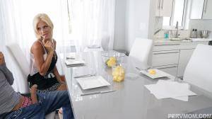 Original 1620 px/ 911 px