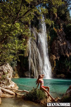 Original 2000 px/ 3000 px