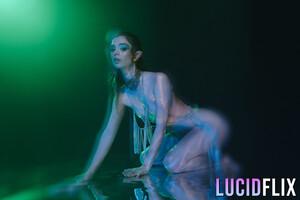 Original 3000 px/ 2000 px