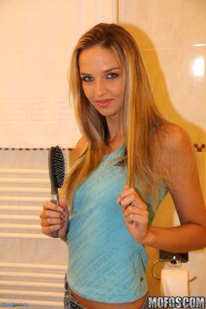 Original 854 px/ 1280 px