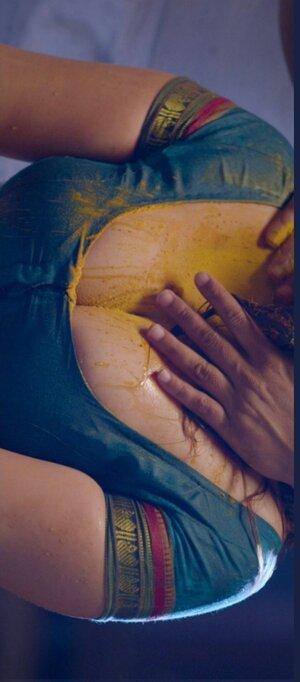 Original 901 px/ 2048 px